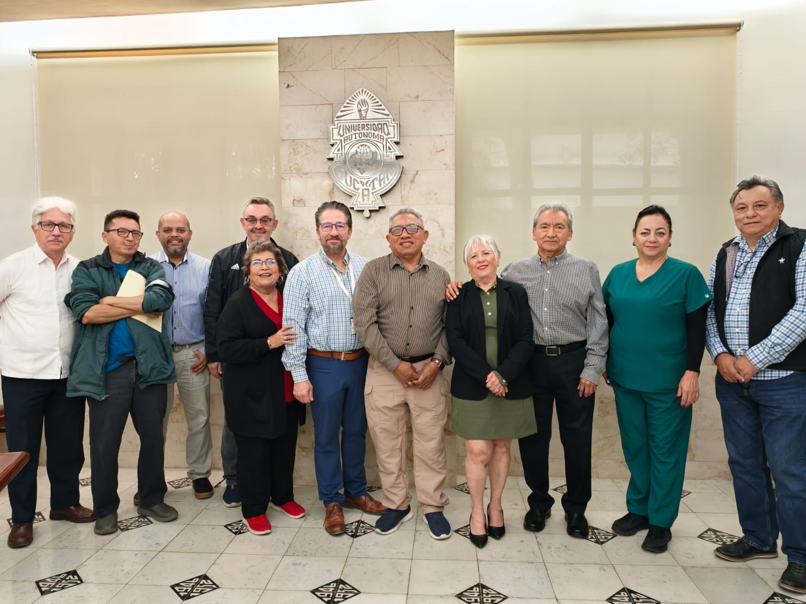 Featured image for “Equipo Facultad de Medicina – APAUADY”